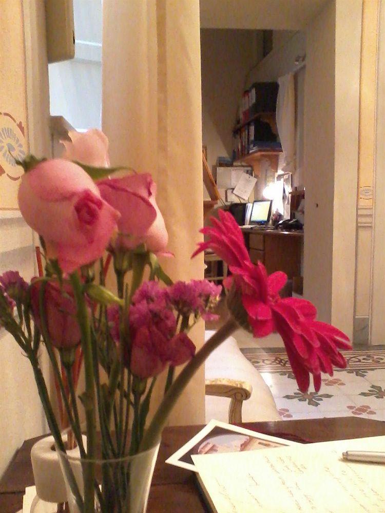 A Palazzo Busdraghi Residenza D'Epoca Bed & Breakfast ลุคคา ภายนอก รูปภาพ