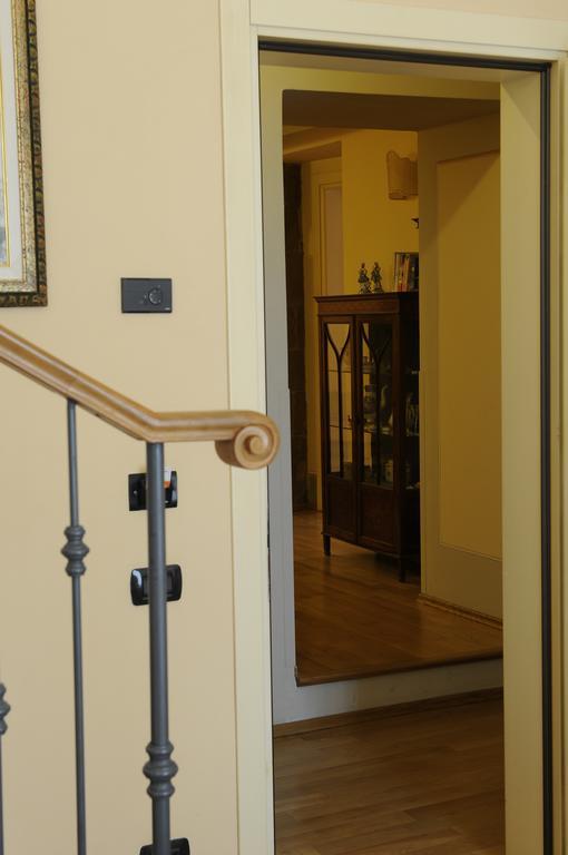 A Palazzo Busdraghi Residenza D'Epoca Bed & Breakfast ลุคคา ภายนอก รูปภาพ