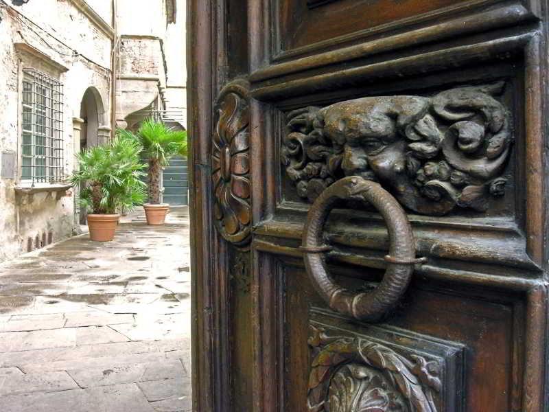 A Palazzo Busdraghi Residenza D'Epoca Bed & Breakfast ลุคคา ภายนอก รูปภาพ